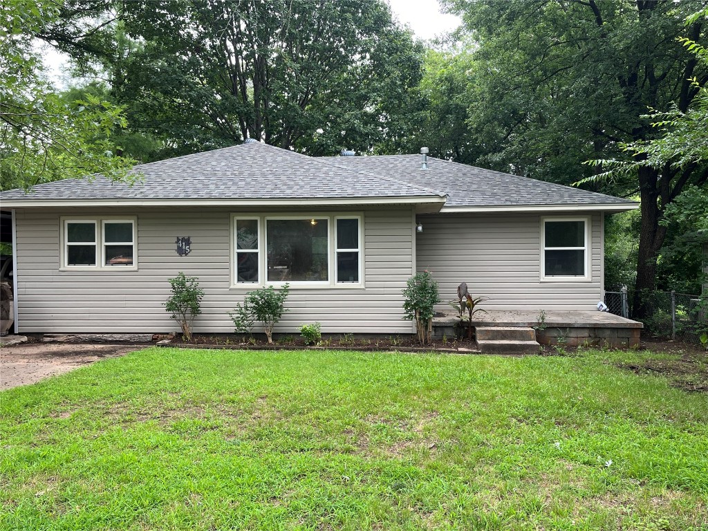 Shawnee, Oklahoma 74801, United States, 3 Bedrooms Bedrooms, ,2 BathroomsBathrooms,Residential,Active,164933