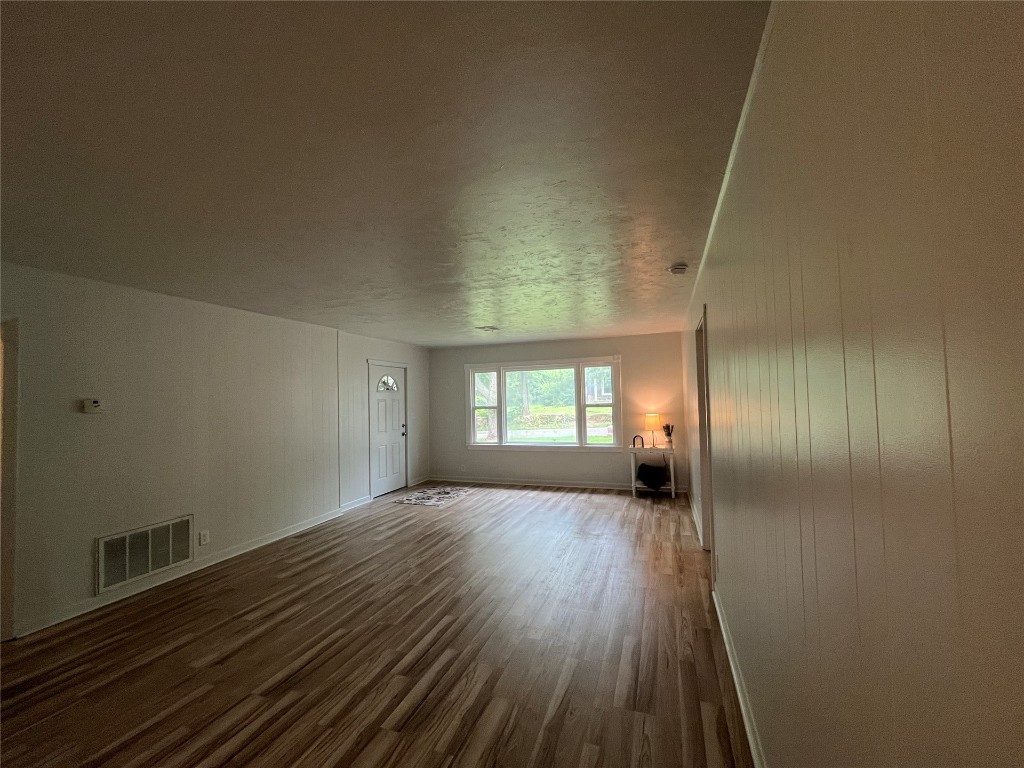 Shawnee, Oklahoma 74801, United States, 3 Bedrooms Bedrooms, ,2 BathroomsBathrooms,Residential,Active,164933