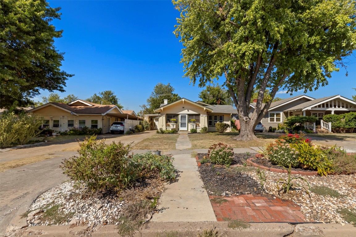 Oklahoma City, Oklahoma 73118, United States, 2 Bedrooms Bedrooms, ,1 BathroomBathrooms,Residential,Pending,42831