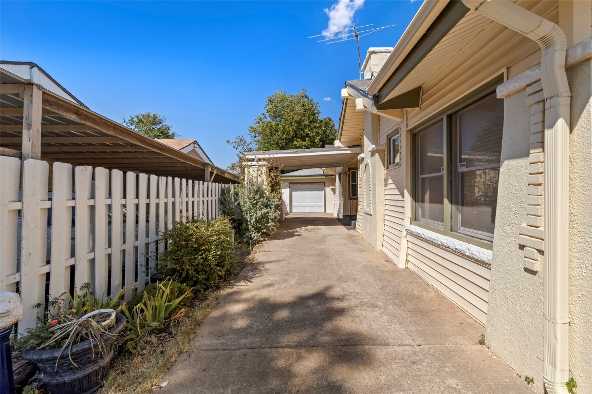 Oklahoma City, Oklahoma 73118, United States, 2 Bedrooms Bedrooms, ,1 BathroomBathrooms,Residential,Pending,42831