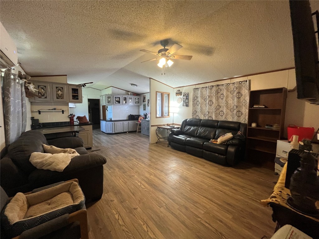 Tecumseh, Oklahoma 74873, United States, 2 Bedrooms Bedrooms, ,2 BathroomsBathrooms,Residential,Active,172308