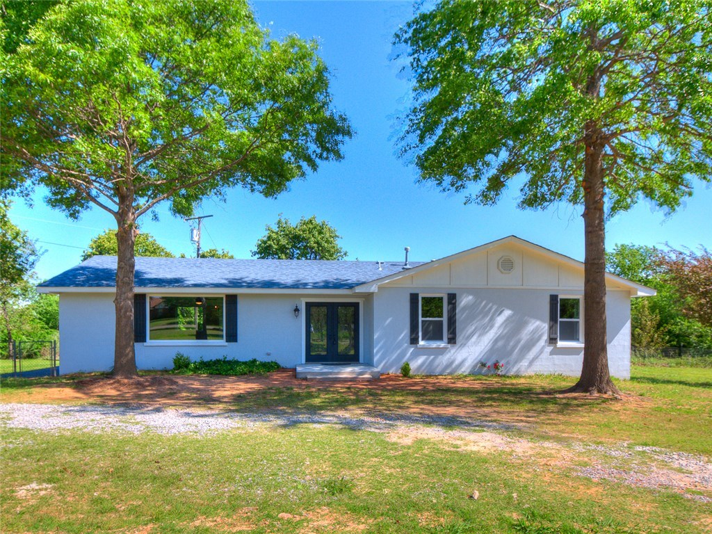 Photo 1 of 36 — 11333 Roefan Road, Midwest City, OK 73130