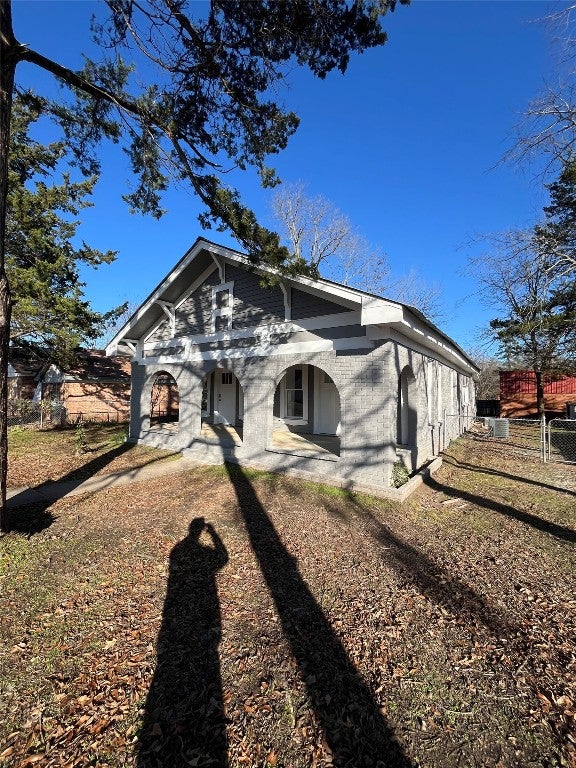 304 N Broadway Street