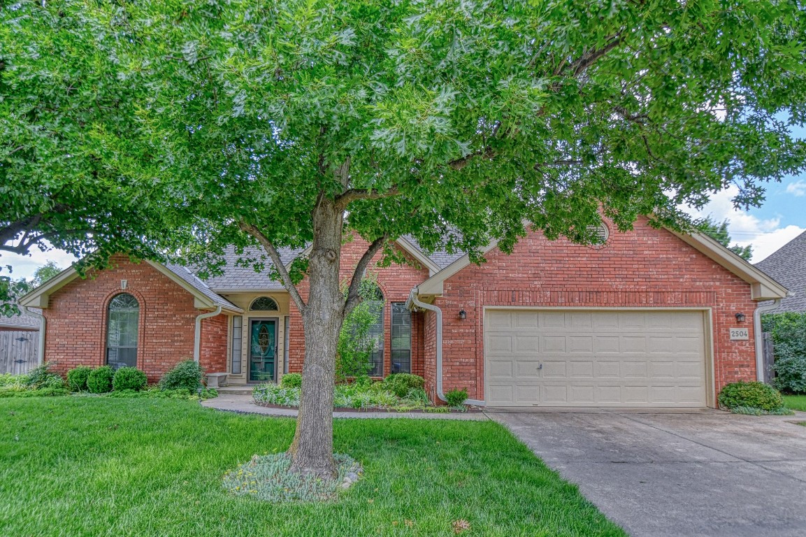 2504 Lauriston Drive