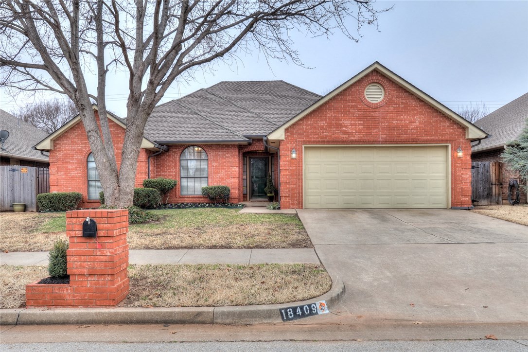 Photo 1 of 31 — 18409 Chestnut Oak Drive, Edmond, OK 73012