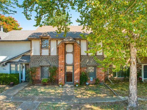 Photo of 1219 Heritage Drive, El Reno, OK 73036 (MLS # 1187184)