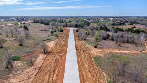 Photo of 1952 S Blackberry Bend, Guthrie, OK 73044 (MLS # 1167475)