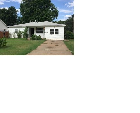 Photo of 3305 S Kelley Avenue, Oklahoma City, OK 73129 (MLS # 1128391)