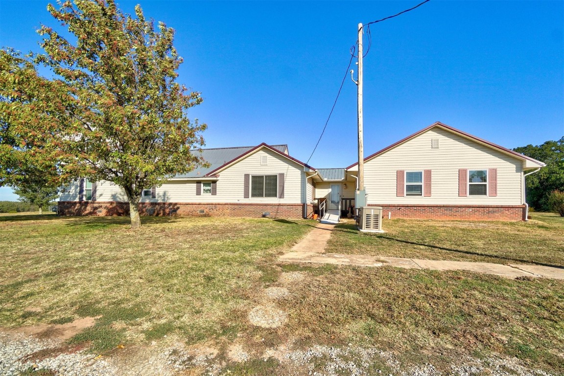 Tecumseh, Oklahoma 74873, United States, 4 Bedrooms Bedrooms, ,4 BathroomsBathrooms,Residential,Pending,36350