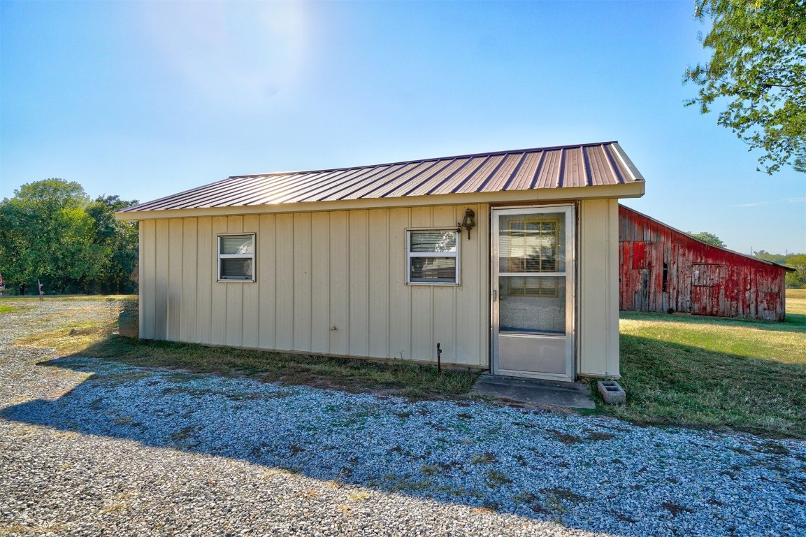 Tecumseh, Oklahoma 74873, United States, 4 Bedrooms Bedrooms, ,4 BathroomsBathrooms,Residential,Pending,36350