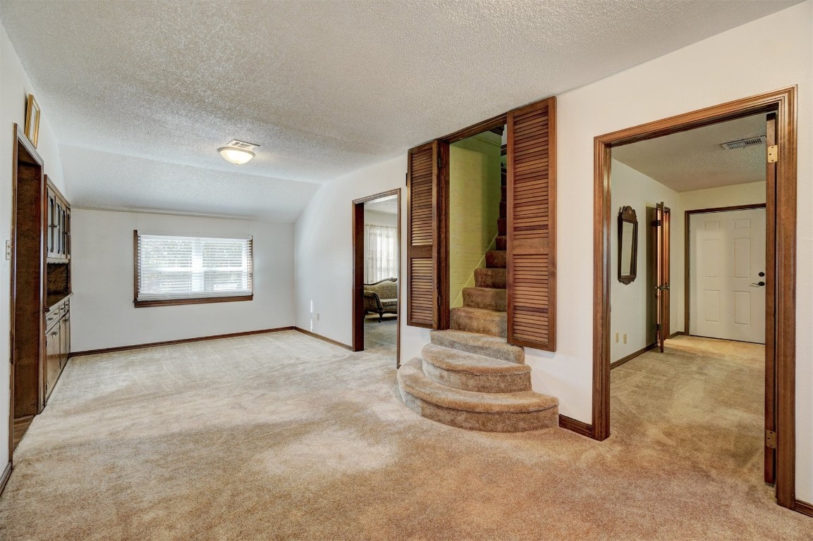 Tecumseh, Oklahoma 74873, United States, 4 Bedrooms Bedrooms, ,4 BathroomsBathrooms,Residential,Pending,36350