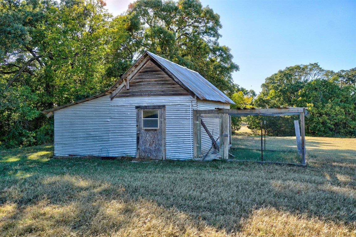 Tecumseh, Oklahoma 74873, United States, 4 Bedrooms Bedrooms, ,4 BathroomsBathrooms,Residential,Pending,36350