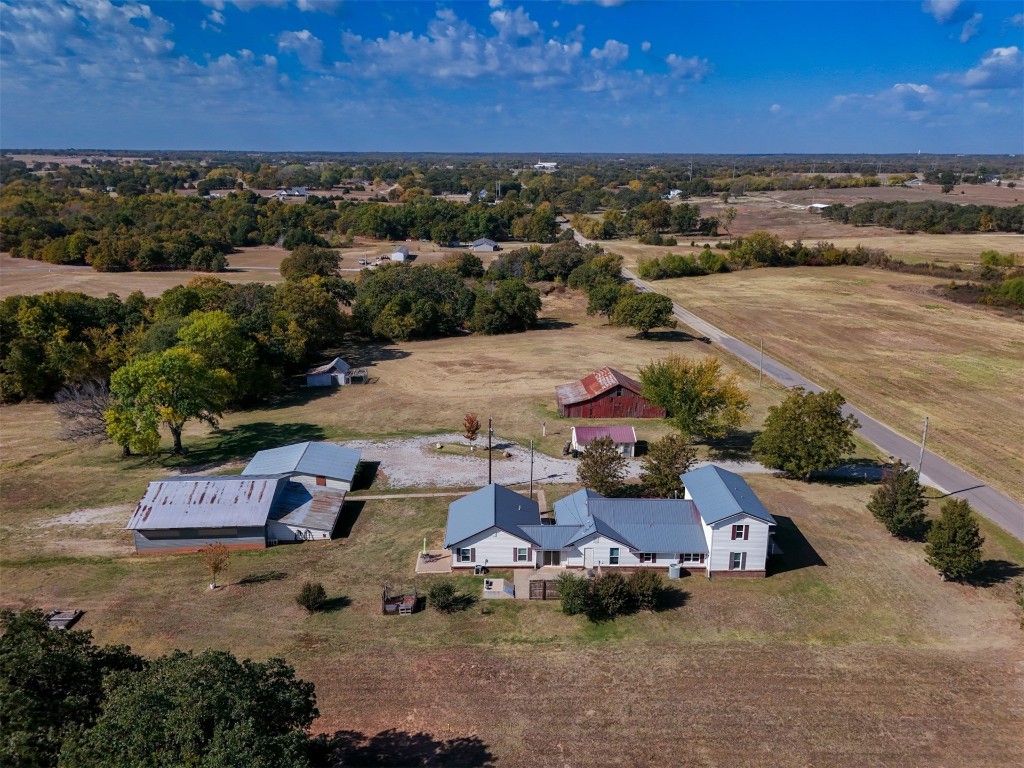 Tecumseh, Oklahoma 74873, United States, 4 Bedrooms Bedrooms, ,4 BathroomsBathrooms,Residential,Pending,36350
