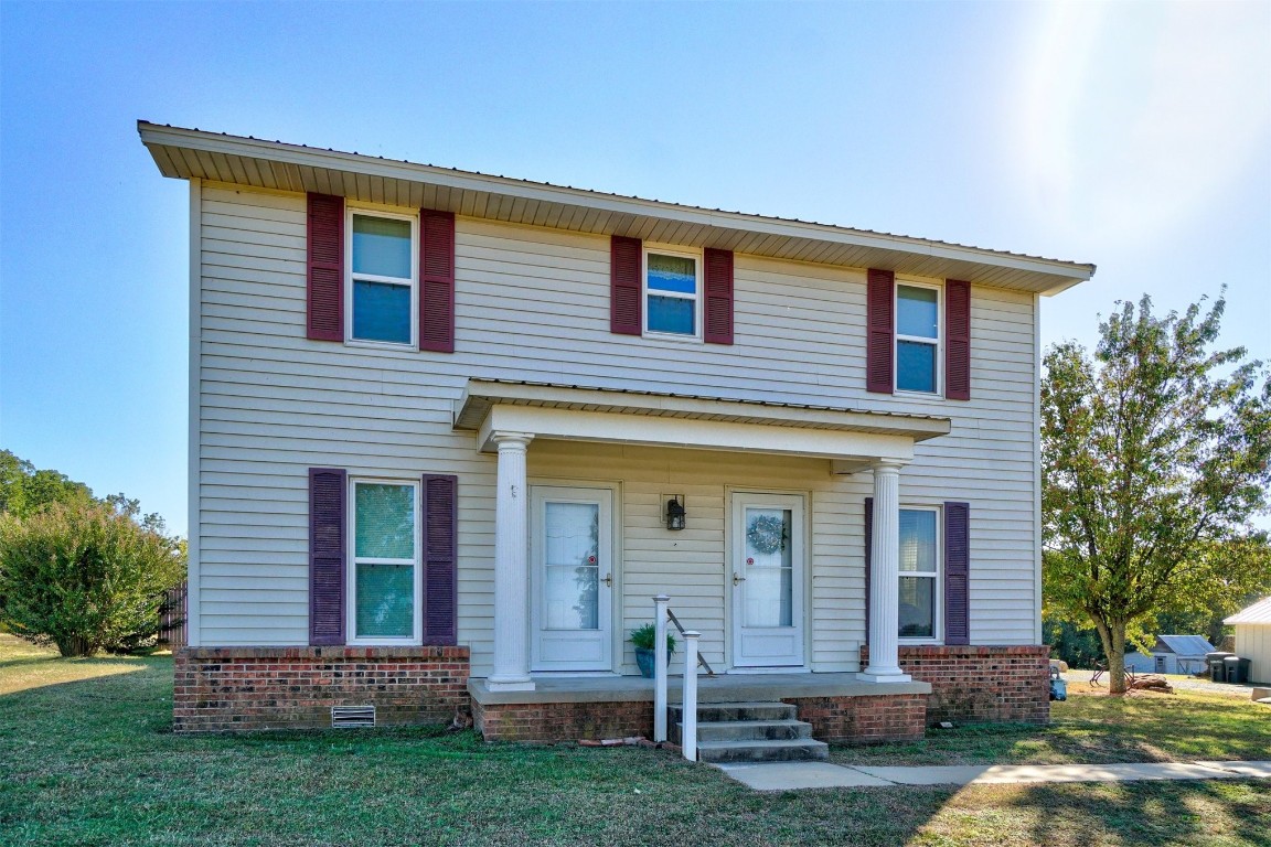 Tecumseh, Oklahoma 74873, United States, 4 Bedrooms Bedrooms, ,4 BathroomsBathrooms,Residential,Pending,36350