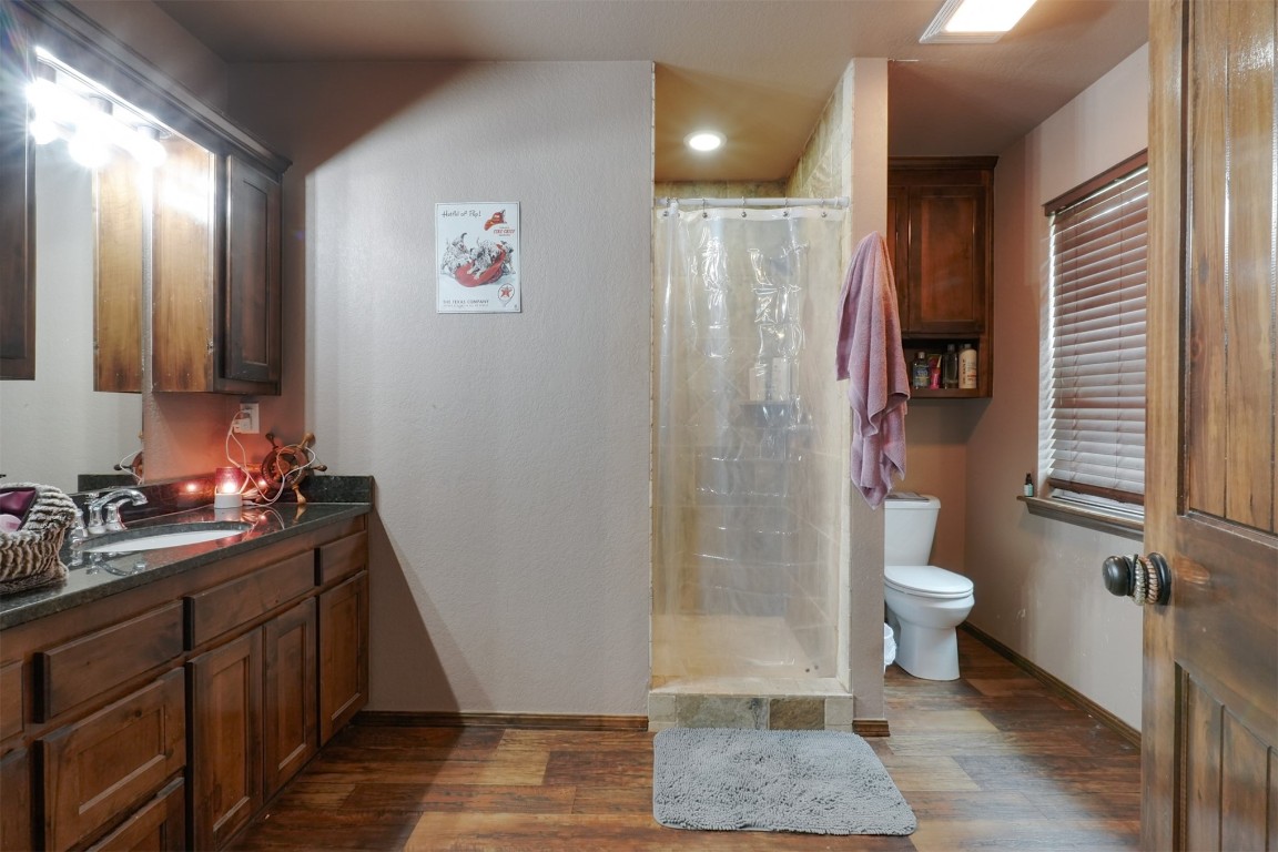 Tecumseh, Oklahoma 74873, United States, 4 Bedrooms Bedrooms, ,2 BathroomsBathrooms,Residential,Active,165672