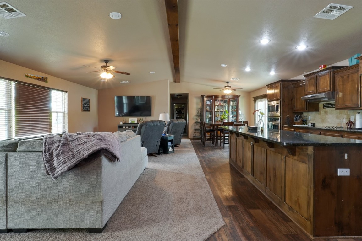 Tecumseh, Oklahoma 74873, United States, 4 Bedrooms Bedrooms, ,2 BathroomsBathrooms,Residential,Active,165672