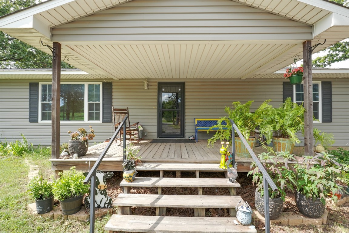 Tecumseh, Oklahoma 74873, United States, 4 Bedrooms Bedrooms, ,2 BathroomsBathrooms,Residential,Active,165672