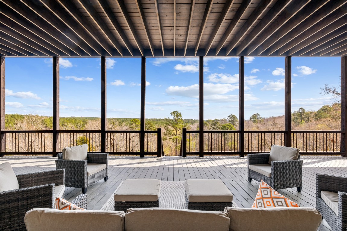 Broken Bow, Oklahoma, 74728, United States, 4 Bedrooms Bedrooms, ,4 BathroomsBathrooms,Residential,Active,1898222