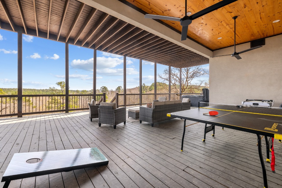 Broken Bow, Oklahoma, 74728, United States, 4 Bedrooms Bedrooms, ,4 BathroomsBathrooms,Residential,Active,1898222