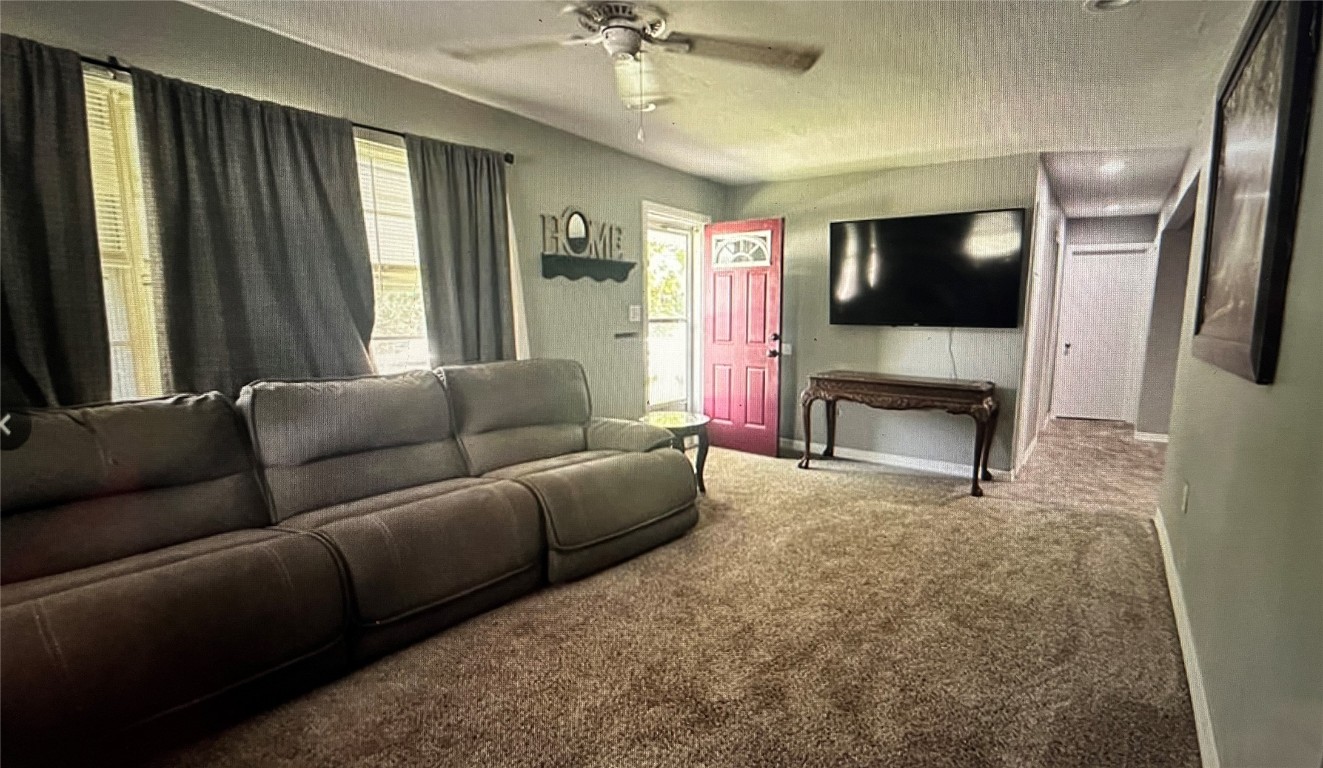 Shawnee, Oklahoma 74801, United States, 2 Bedrooms Bedrooms, ,2 BathroomsBathrooms,Residential,Active,80343