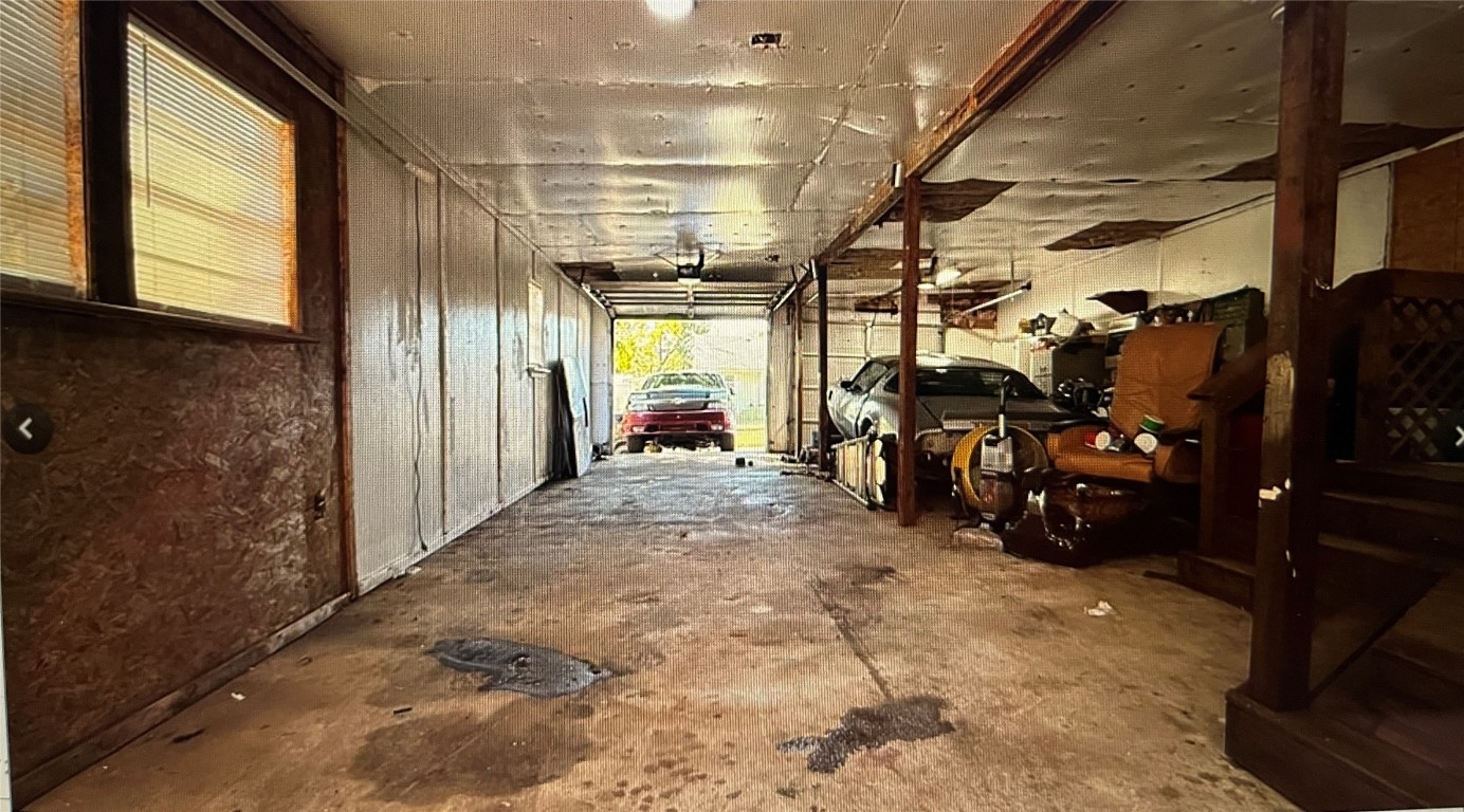 Shawnee, Oklahoma 74801, United States, 2 Bedrooms Bedrooms, ,2 BathroomsBathrooms,Residential,Active,80343