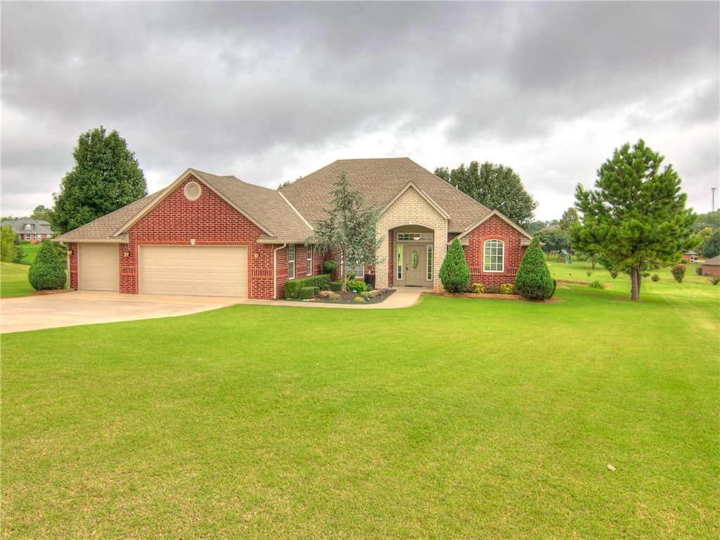 Photo 1 of 25 — 3517 Estate Drive, Norman, OK 73072