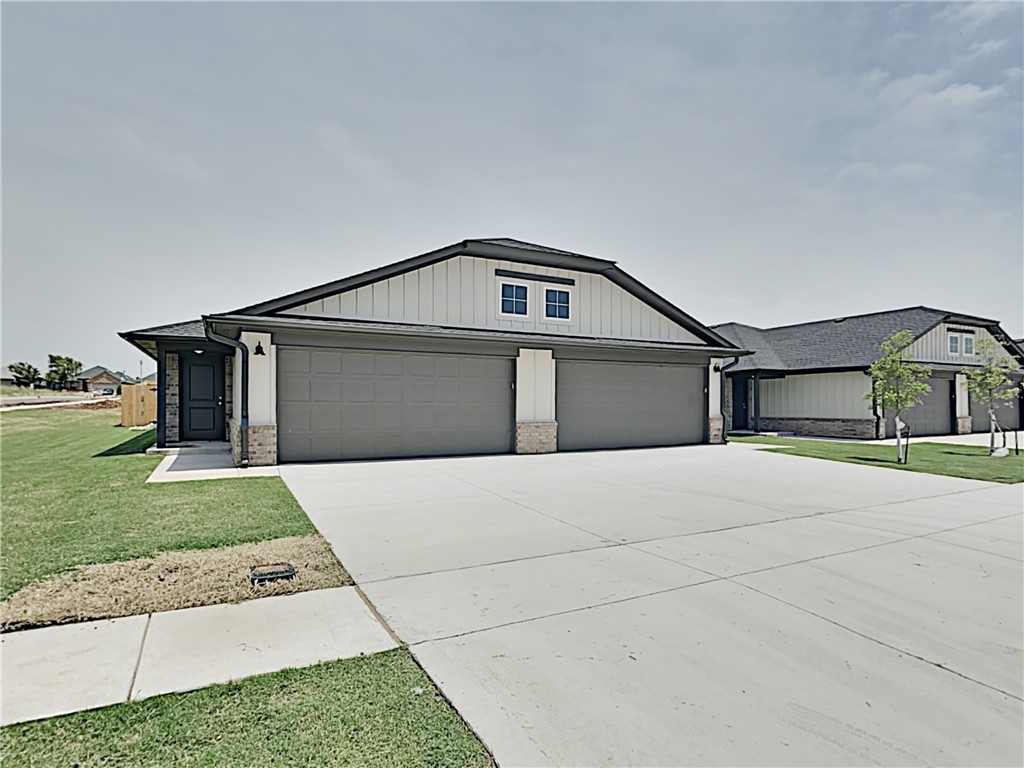 Photo 1 of 16 — 11226 Howard Drive, Oklahoma City, OK 73114