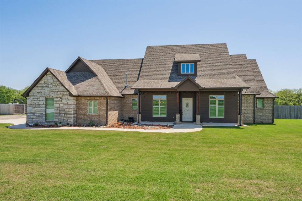Shawnee, Oklahoma 74804, United States, 4 Bedrooms Bedrooms, ,3 BathroomsBathrooms,Residential,Active,173124