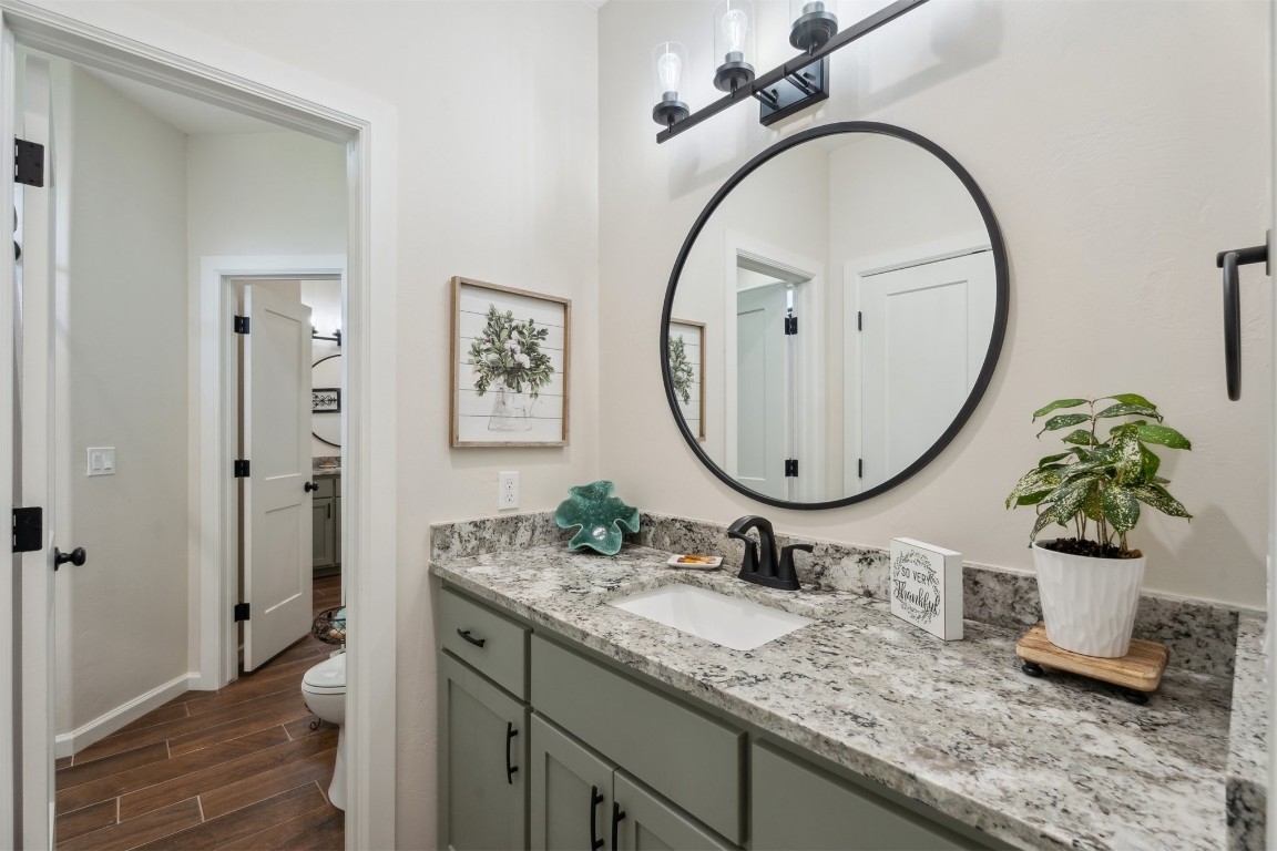 Shawnee, Oklahoma 74804, United States, 4 Bedrooms Bedrooms, ,3 BathroomsBathrooms,Residential,Active,173124