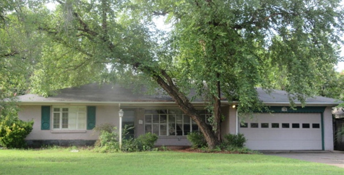 Photo 1 of 7 — 1720 Westminster Place, Oklahoma City, OK 73116
