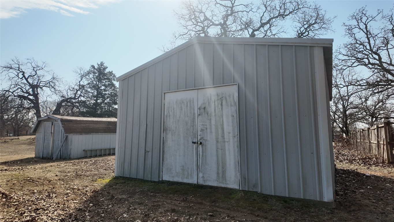 Tecumseh, Oklahoma 74873, United States, 3 Bedrooms Bedrooms, ,3 BathroomsBathrooms,Residential,Active,80332