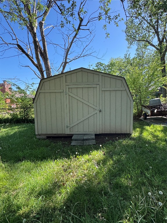 Shawnee, Oklahoma 74801, United States, 3 Bedrooms Bedrooms, ,2 BathroomsBathrooms,Residential,Pending,114903