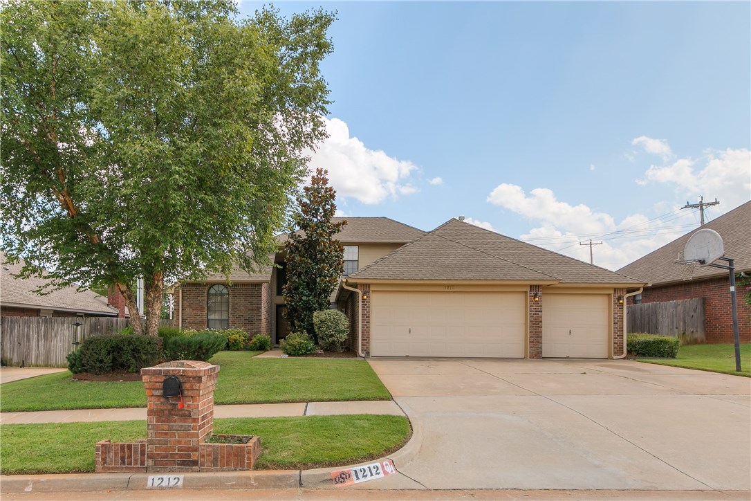 Photo 1 of 36 — 1212 SW 118th Place, Oklahoma City, OK 73170