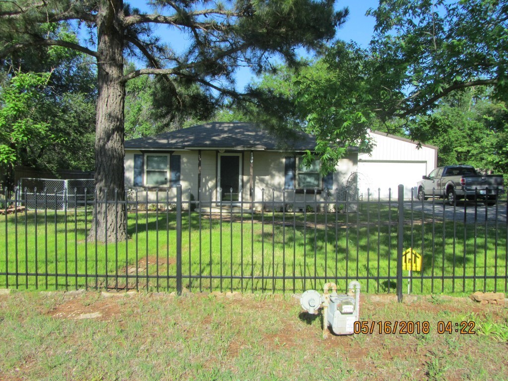 Photo 1 of 13 — 1132 Lloyd, Midwest City, OK 73130