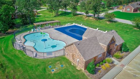Photo of 5617 Asheville Way, Choctaw, OK 73020 (MLS # 1103244)
