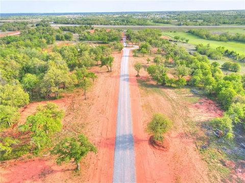 Photo of 1229 Jerzee Mae Road, Blanchard, OK 73010 (MLS # 1032297)