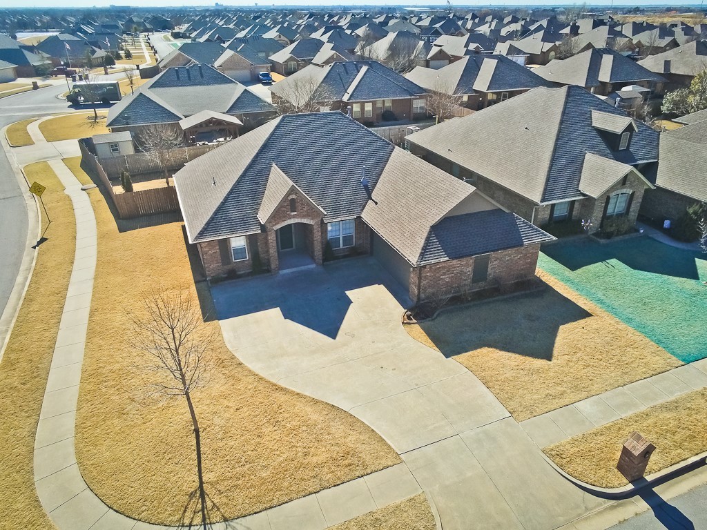 Photo 1 of 36 — 600 Sally Court, Moore, OK 73160