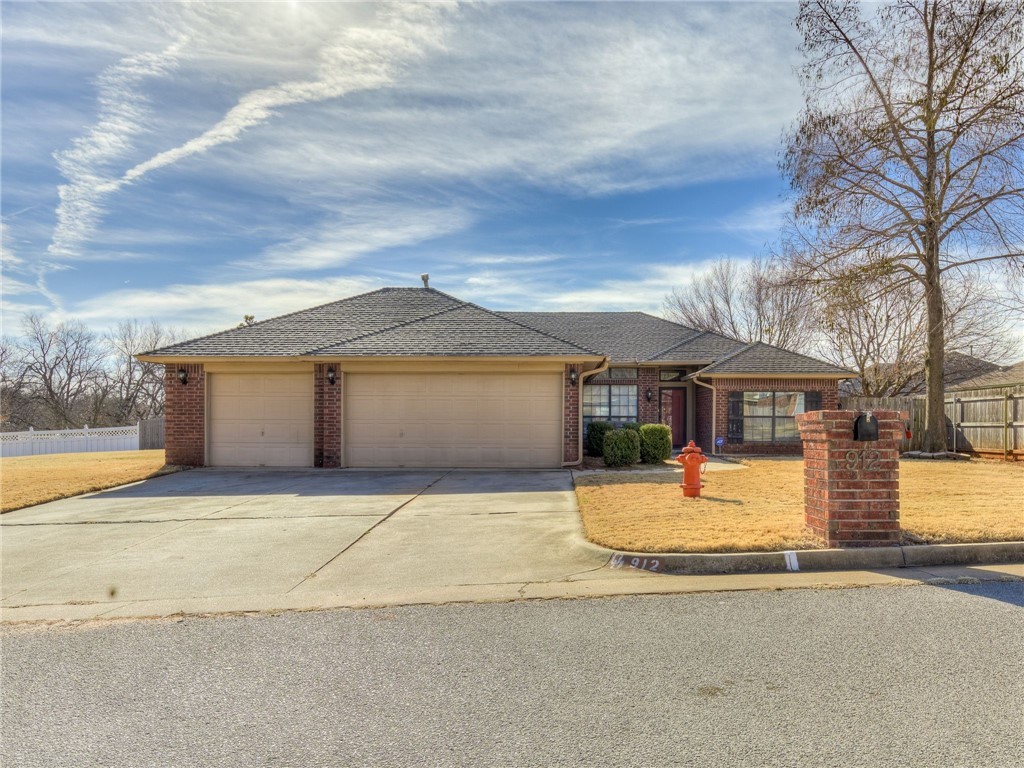 Photo 1 of 21 — 912 NW 172nd Street, Edmond, OK 73012