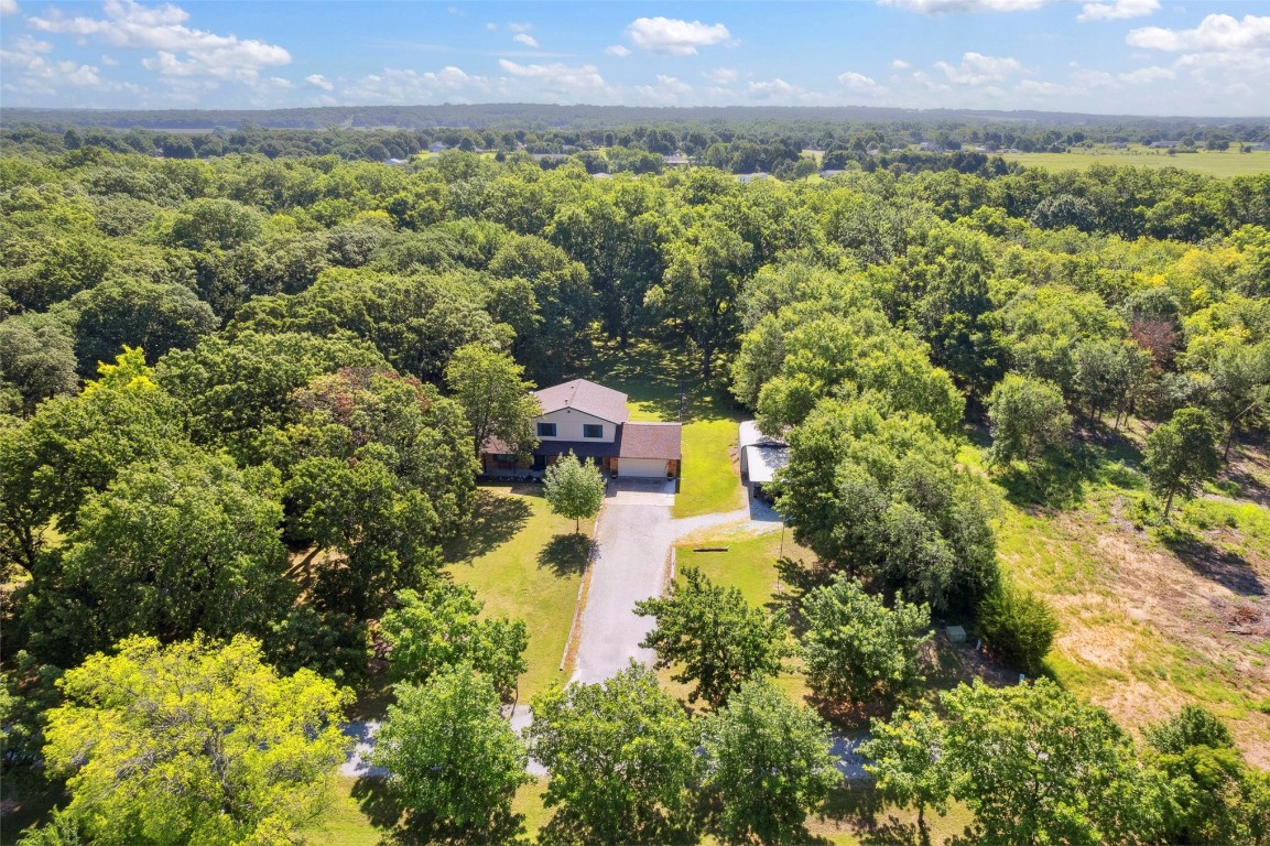 Shawnee, Oklahoma 74804, United States, 3 Bedrooms Bedrooms, ,3 BathroomsBathrooms,Residential,Active,170227