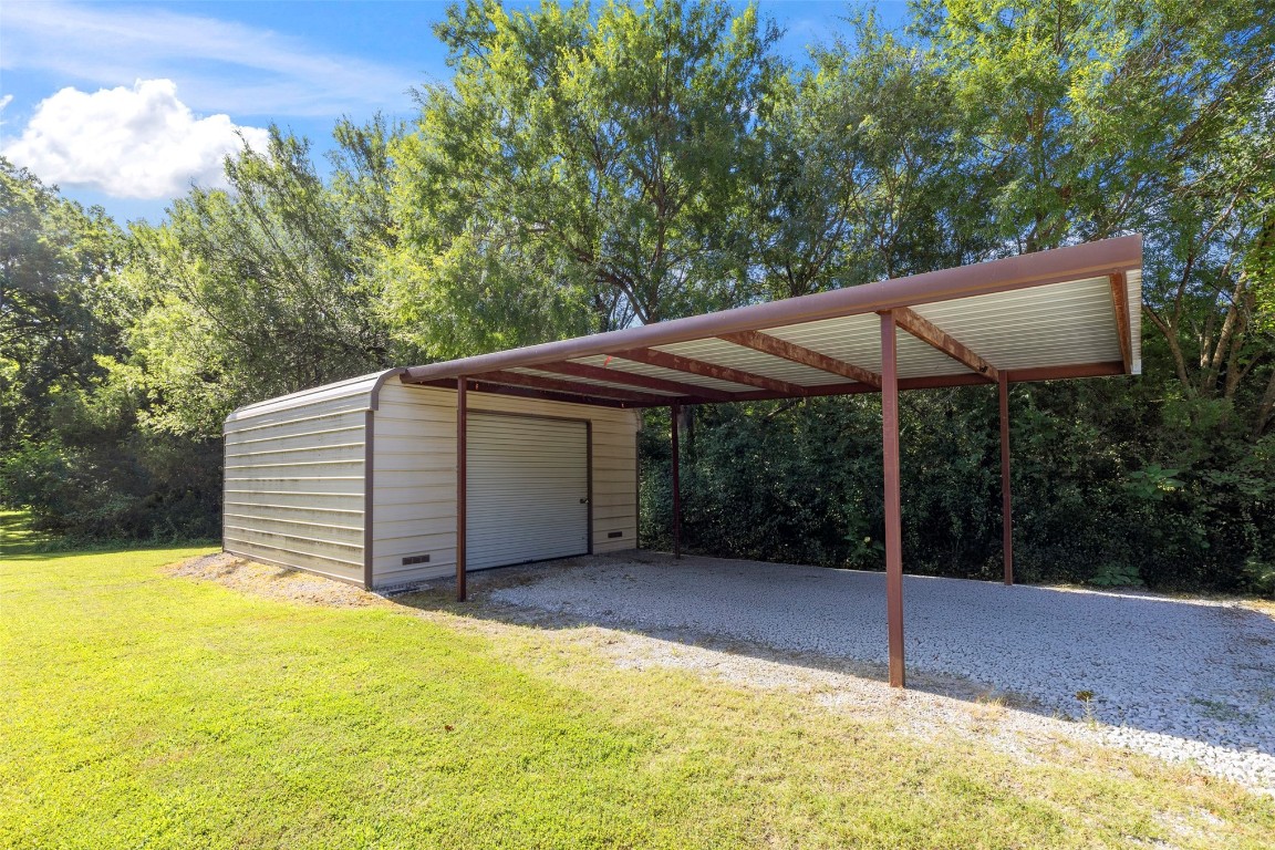 Shawnee, Oklahoma 74804, United States, 3 Bedrooms Bedrooms, ,3 BathroomsBathrooms,Residential,Active,170227