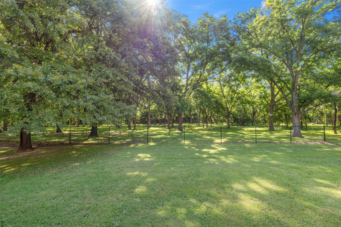 Shawnee, Oklahoma 74804, United States, 3 Bedrooms Bedrooms, ,3 BathroomsBathrooms,Residential,Active,170227