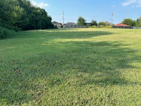 Photo of NW 117th Street #25-27, Oklahoma City, OK 73121 (MLS # 1129870)
