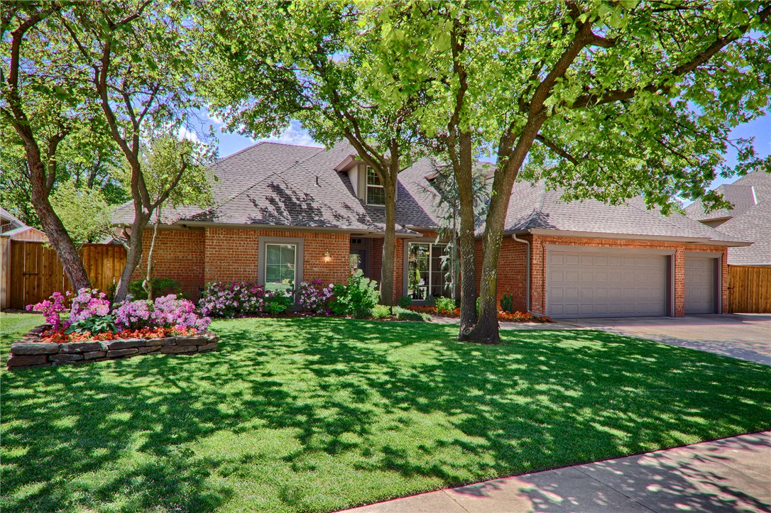 Photo 1 of 36 — 1204 Olde North Place, Edmond, OK 73034