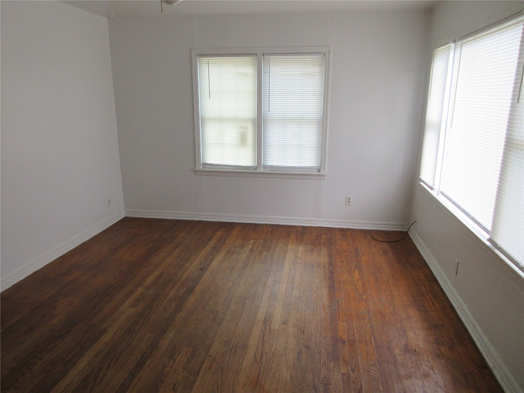 Tecumseh, Oklahoma 74873, United States, 2 Bedrooms Bedrooms, ,1 BathroomBathrooms,Residential,Pending,141245