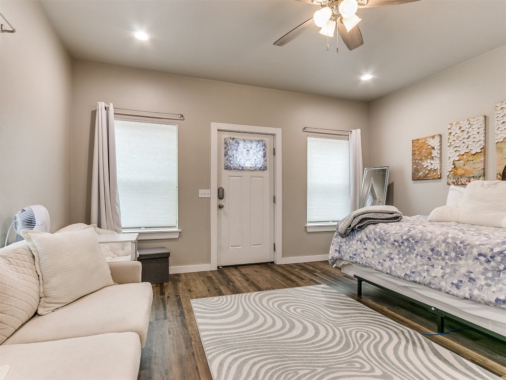 Shawnee, Oklahoma 74801, United States, 4 Bedrooms Bedrooms, ,3 BathroomsBathrooms,Residential,Pending,36035