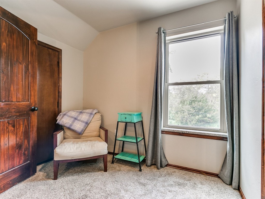 Shawnee, Oklahoma 74801, United States, 4 Bedrooms Bedrooms, ,3 BathroomsBathrooms,Residential,Pending,36035