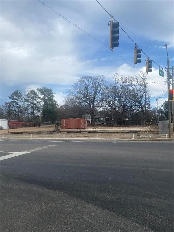 101 E Sherry Lane
