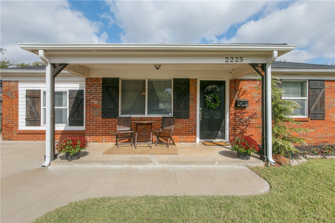 Photo 1 of 28 — 2225 Carlisle Road, Oklahoma City, OK 73120