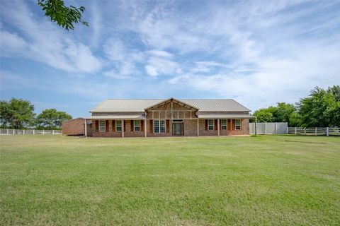 Photo of 11659 273rd Street, Blanchard, OK 73010 (MLS # 1180606)