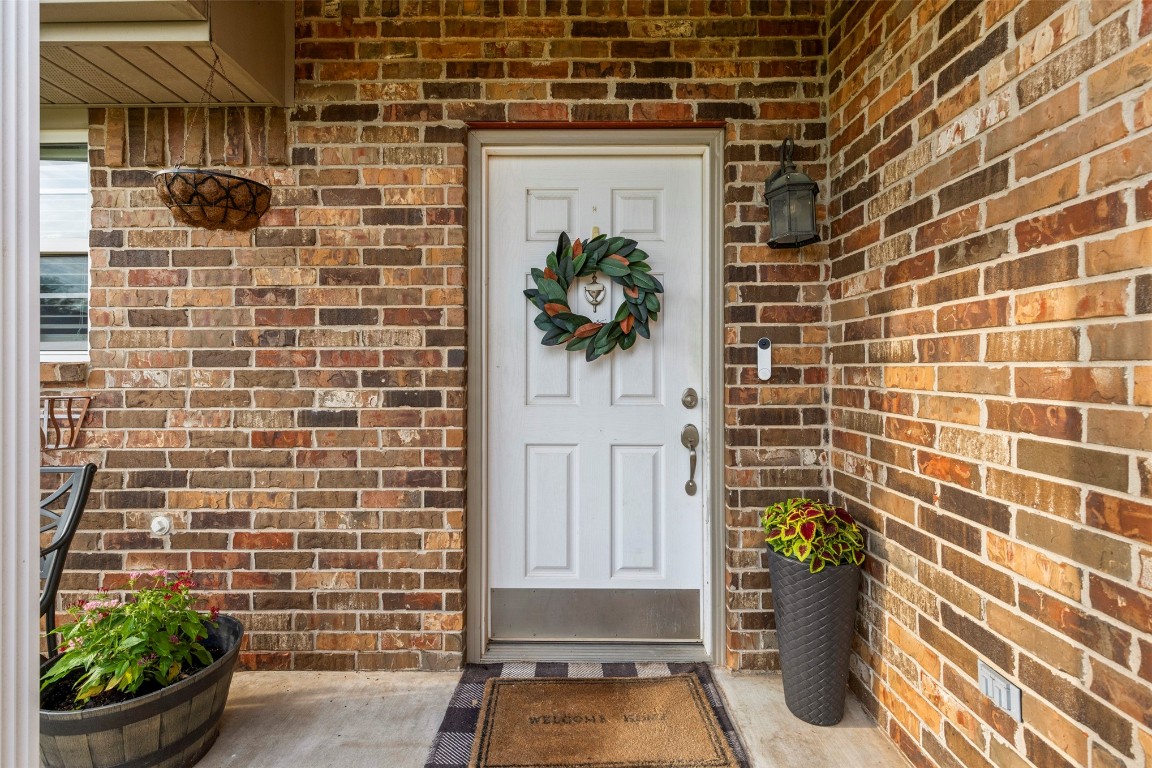 Shawnee, Oklahoma 74804, United States, 3 Bedrooms Bedrooms, ,2 BathroomsBathrooms,Residential,Active,190919